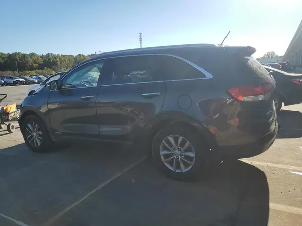 5XYPGDA56HG221099 2017 KIA SORENTO - Image 2