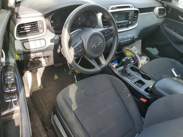 5XYPGDA56HG228750 2017 KIA SORENTO - Image 8