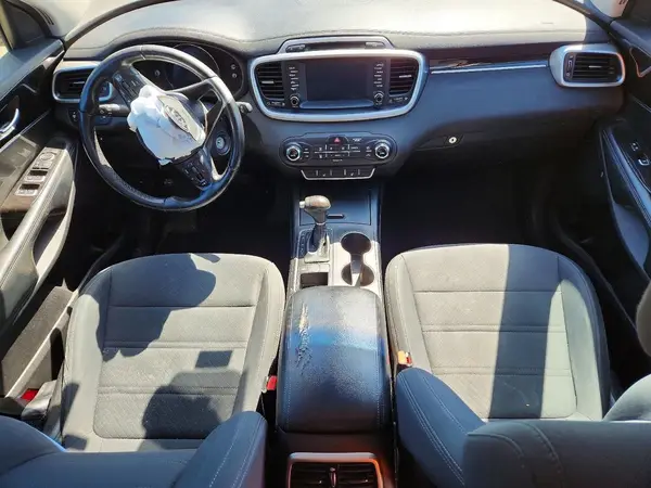 5XYPGDA56HG232135 2017 KIA SORENTO - Image 8
