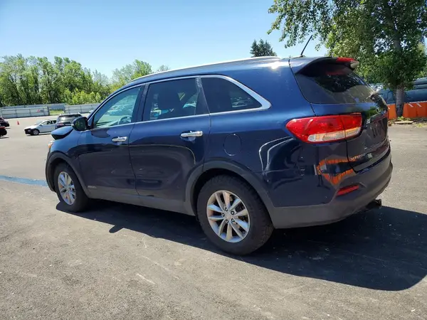 5XYPGDA56HG234273 2017 KIA SORENTO - Image 2