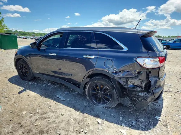 5XYPGDA56HG240798 2017 KIA SORENTO - Image 2