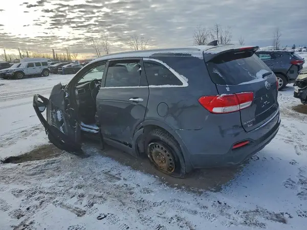 5XYPGDA56HG316147 2017 KIA SORENTO - Image 2
