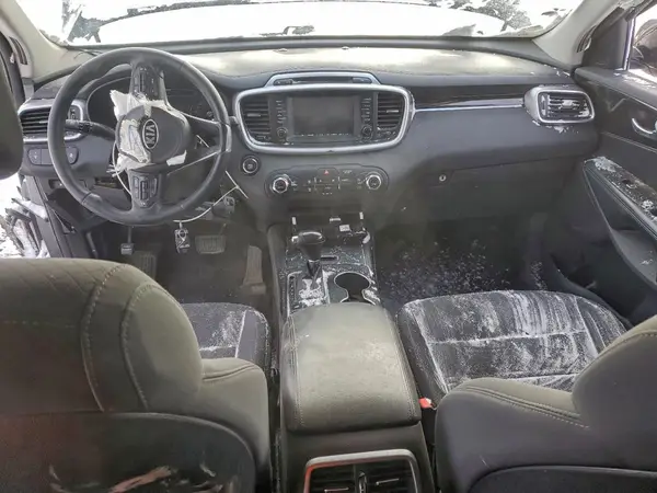 5XYPGDA56HG316147 2017 KIA SORENTO - Image 8