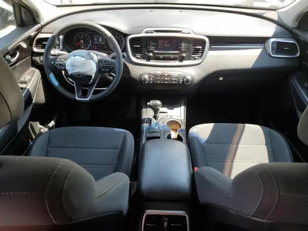 5XYPGDA56HG317248 2017 KIA SORENTO - Image 8