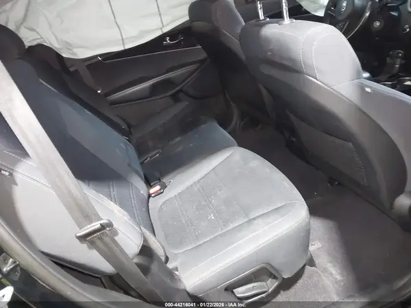 5XYPGDA56HG328136 2017 KIA SORENTO - Image 8