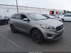 5XYPGDA56JG367699 2018 KIA SORENTO
