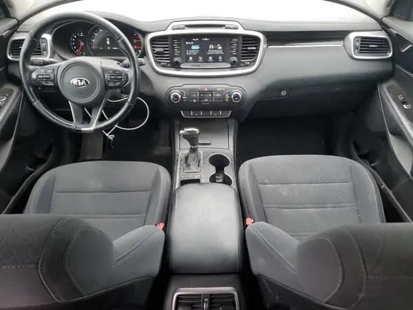 5XYPGDA56JG372188 2018 KIA SORENTO - Image 8