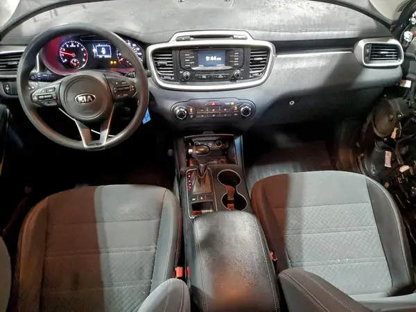 5XYPGDA56JG373874 2018 KIA SORENTO - Image 8