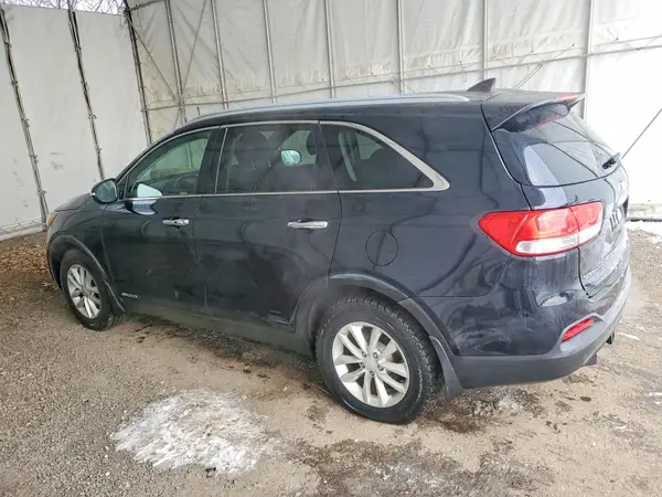 5XYPGDA56JG399990 2018 KIA SORENTO - Image 2