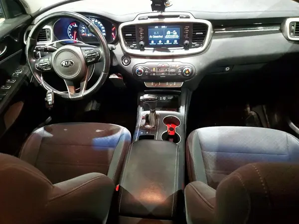 5XYPGDA56JG399990 2018 KIA SORENTO - Image 8