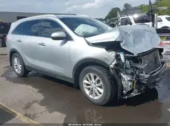 5XYPGDA56JG413189 2018 KIA SORENTO