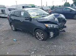 5XYPGDA56JG413273 2018 KIA SORENTO