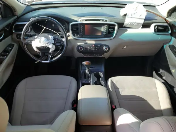 5XYPGDA56JG420871 2018 KIA SORENTO - Image 8