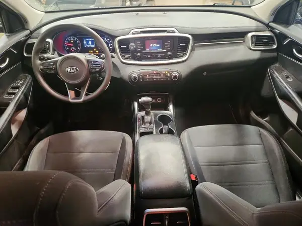 5XYPGDA56JG421499 2018 KIA SORENTO - Image 8