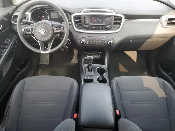 5XYPGDA56JG423236 2018 KIA SORENTO - Image 8