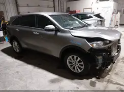 5XYPGDA56KG449840 2019 KIA SORENTO