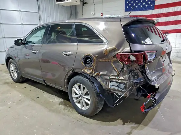 5XYPGDA56KG457419 2019 KIA SORENTO - Image 2