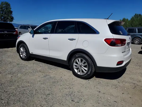 5XYPGDA56KG468663 2019 KIA SORENTO - Image 2