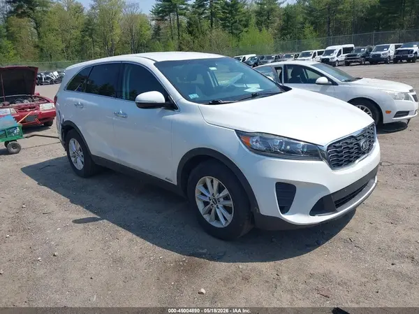 5XYPGDA56KG479887 2019 KIA SORENTO - Image 1