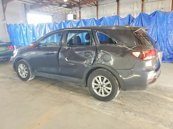 5XYPGDA56KG480800 2019 KIA SORENTO - Image 2