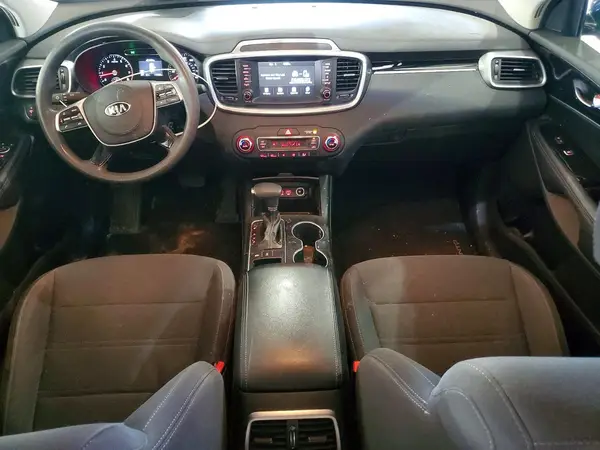 5XYPGDA56KG480800 2019 KIA SORENTO - Image 8