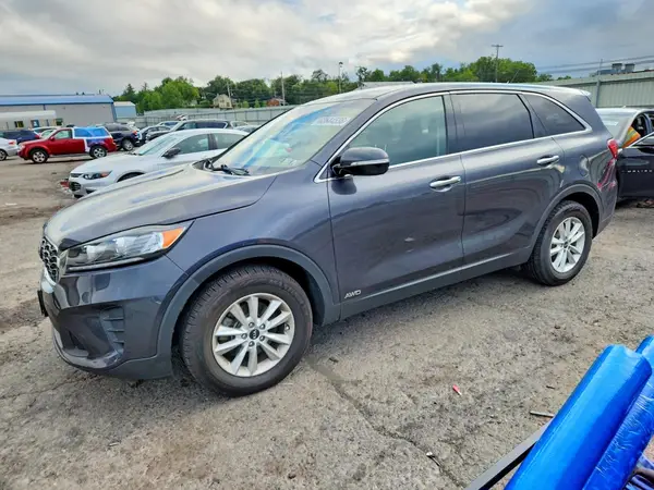 5XYPGDA56KG489447 2019 KIA SORENTO - Image 1