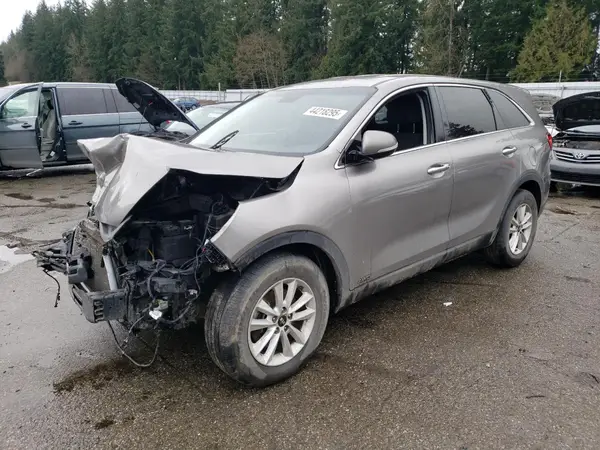5XYPGDA56KG492803 2019 KIA SORENTO - Image 1