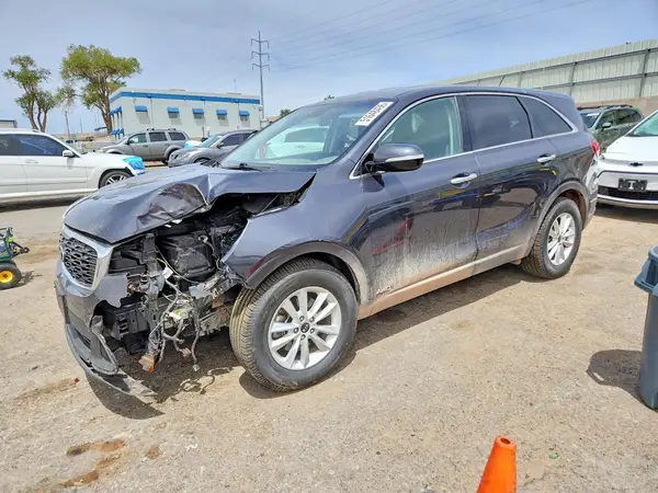 5XYPGDA56KG495958 2019 KIA SORENTO - Image 1