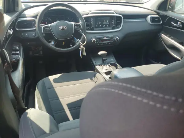 5XYPGDA56KG550957 2019 KIA SORENTO - Image 8