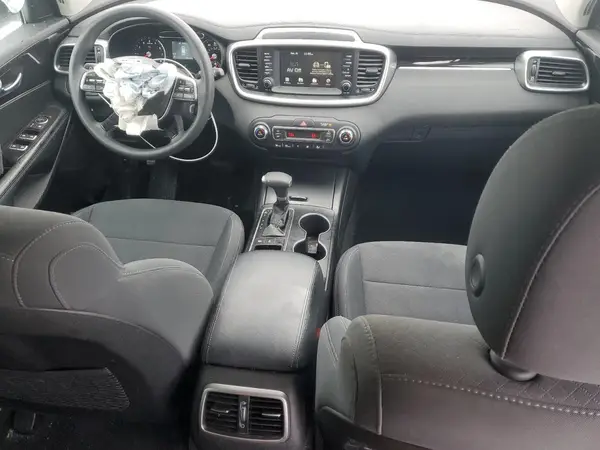 5XYPGDA56KG571520 2019 KIA SORENTO - Image 8
