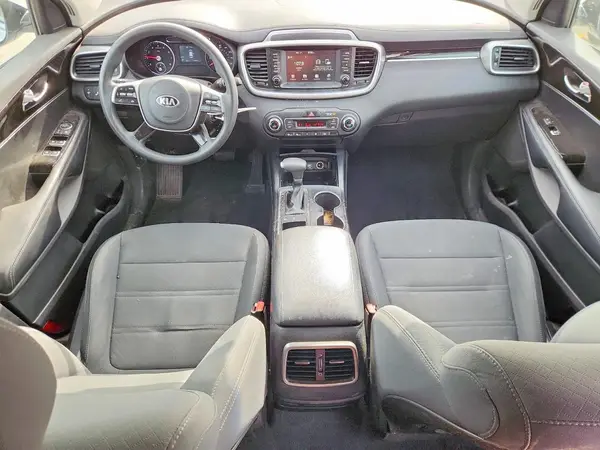 5XYPGDA56KG572103 2019 KIA SORENTO - Image 8