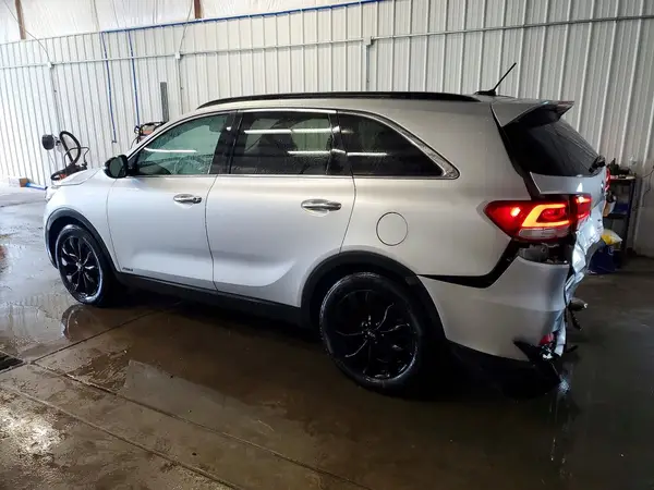 5XYPGDA56KG583599 2019 KIA SORENTO - Image 2