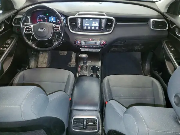 5XYPGDA56KG583599 2019 KIA SORENTO - Image 8