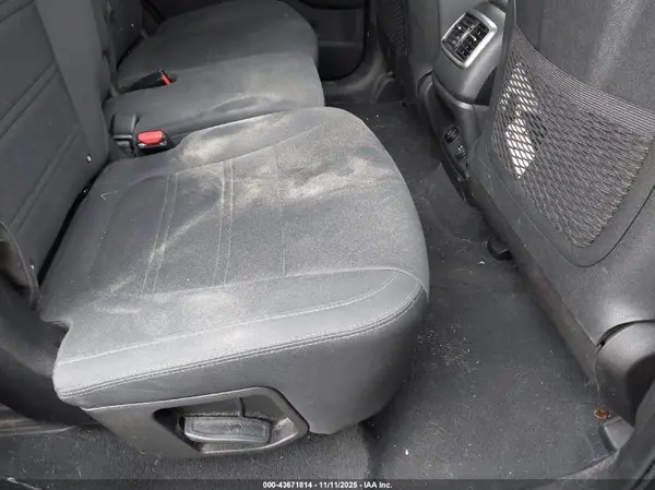 5XYPGDA56KG603706 2019 KIA SORENTO - Image 8