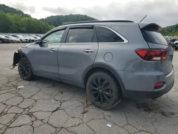 5XYPGDA56KG605004 2019 KIA SORENTO - Image 2