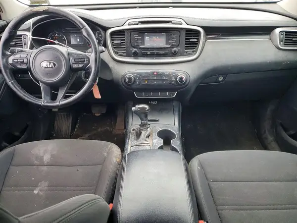 5XYPGDA57GG011948 2016 KIA SORENTO - Image 8