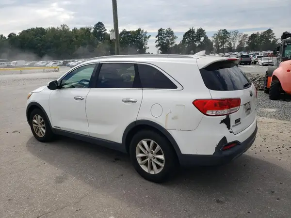 5XYPGDA57GG024697 2016 KIA SORENTO - Image 2