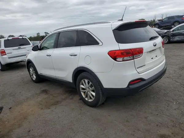 5XYPGDA57GG093244 2016 KIA SORENTO - Image 2
