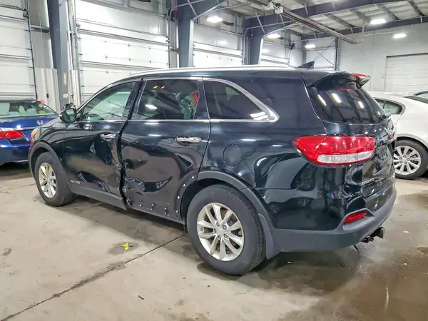 5XYPGDA57GG097066 2016 KIA SORENTO - Image 2