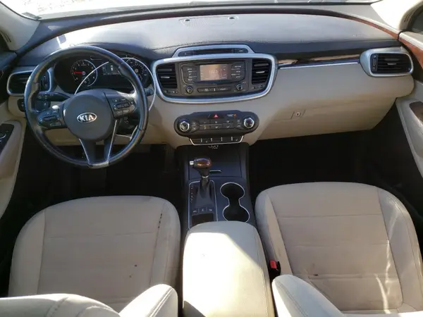 5XYPGDA57GG097956 2016 KIA SORENTO - Image 8