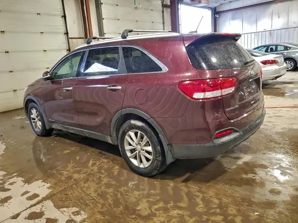 5XYPGDA57GG122581 2016 KIA SORENTO - Image 2