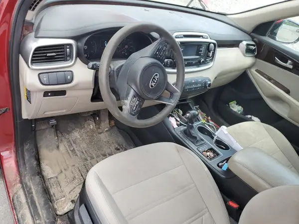 5XYPGDA57GG131300 2016 KIA SORENTO - Image 8