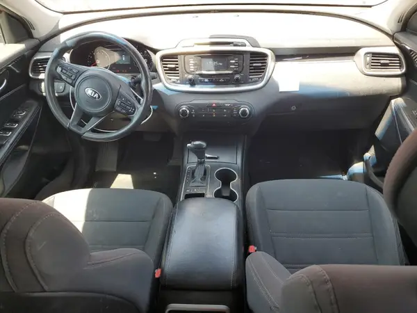 5XYPGDA57GG132298 2016 KIA SORENTO - Image 8
