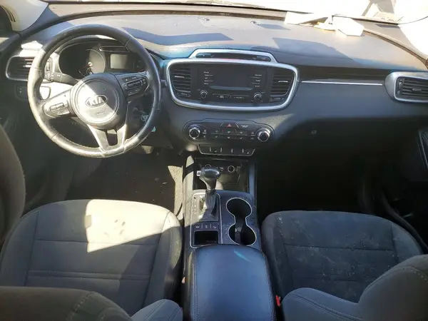 5XYPGDA57GG136965 2016 KIA SORENTO - Image 8