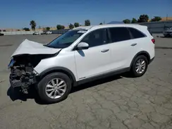 5XYPGDA57GG138165 2016 KIA SORENTO