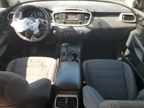 5XYPGDA57GG138165 2016 KIA SORENTO - Image 8