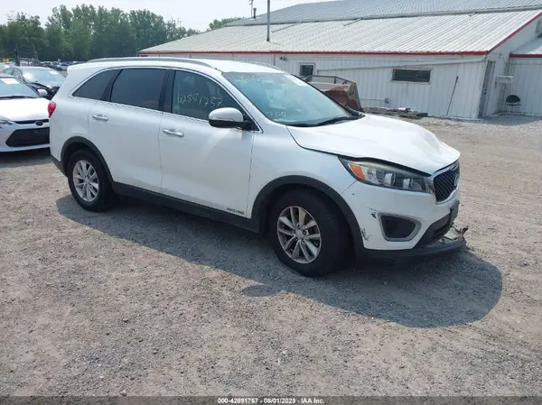 5XYPGDA57GG138389 2016 KIA SORENTO - Image 1
