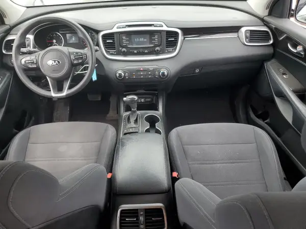 5XYPGDA57GG160070 2016 KIA SORENTO - Image 8