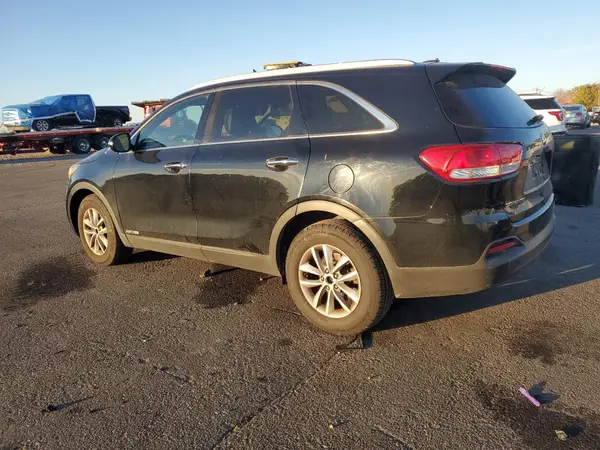 5XYPGDA57GG160473 2016 KIA SORENTO - Image 2