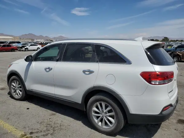 5XYPGDA57GG161624 2016 KIA SORENTO - Image 2